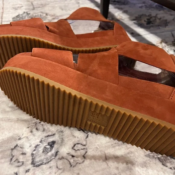 Eileen Fisher Brown Crisscross Nubuck Leather  Wedge Sandals - Picture 5 of 16